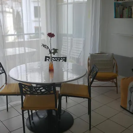 Ideal Couple 2 Enfants, Bien Situe, Calme Appartement *