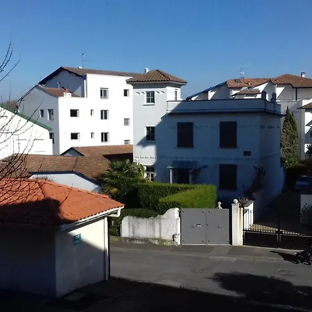 Apartment Ideal Couple 2 Enfants, Bien Situe, Calme Ciboure